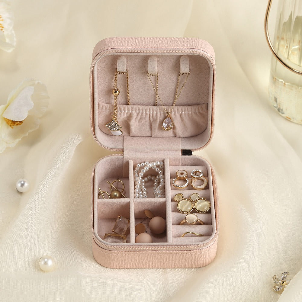 Portable Jewellery Organizer Box Leather Travel Jewelry Storage Case for Rings Earrings & Accessories